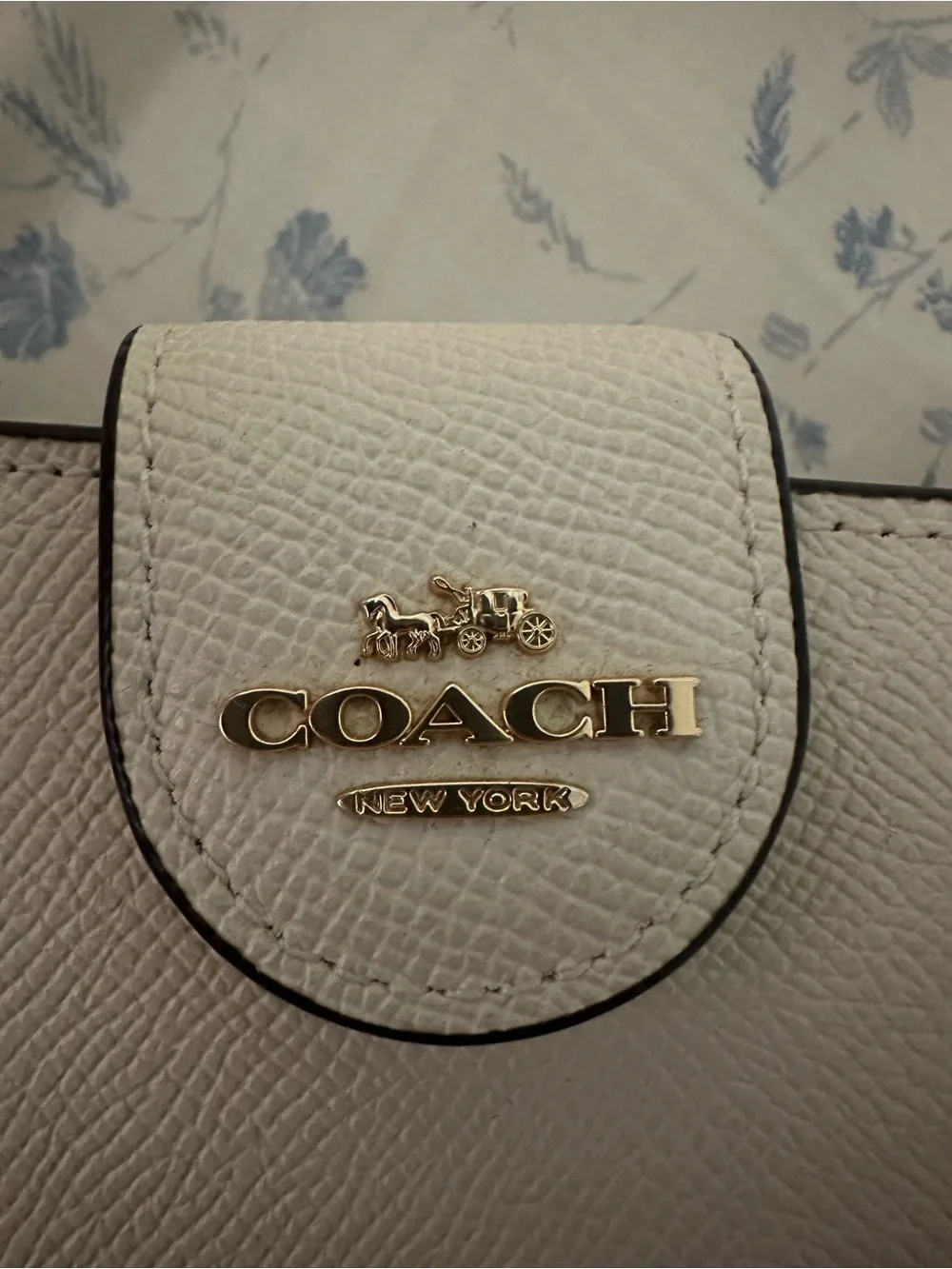 COACH Pebbled Leather Wallet in Off-White with Gold Hardware